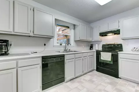 1480 Honeycutt Rd, Willow Spring, NC 27592 photo 8