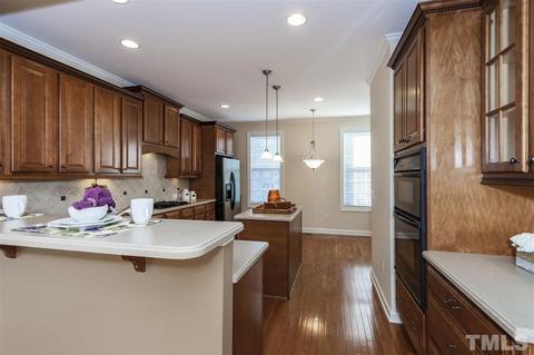 331 Bridgegate Dr, Cary, NC 27519 photo 6