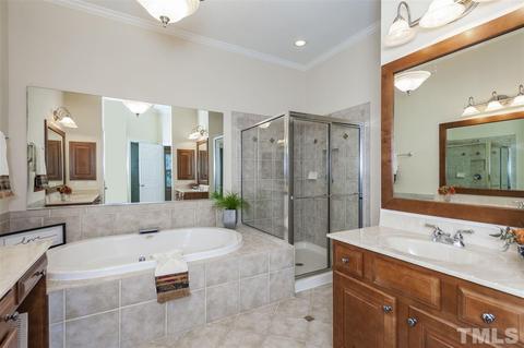 331 Bridgegate Dr, Cary, NC 27519 photo 13