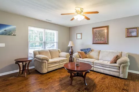 12 Evanwald Ct, Durham, NC 27703 photo 6