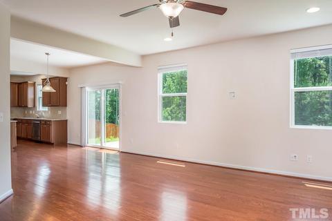 401 Callandale Ln, Durham, NC 27703 photo 2