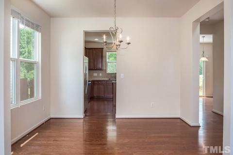 401 Callandale Ln, Durham, NC 27703 photo 5