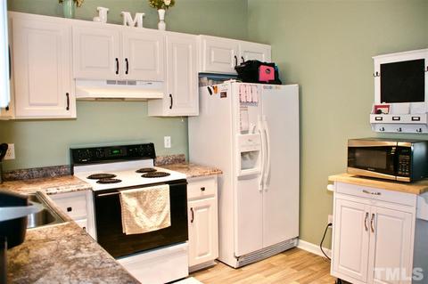 39 Cheltenham Dr, Clayton, NC 27520 photo 7