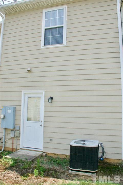 39 Cheltenham Dr, Clayton, NC 27520 photo 14