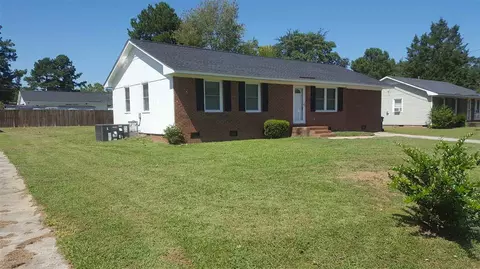 110 Jupiter Dr, Dunn, NC 28334 photo 1