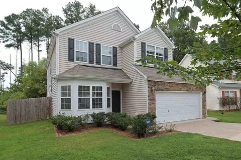 3 Alexis Ct, Durham, NC 27703 photo 2
