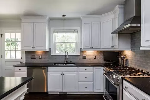 2905 Augusta Ct, Raleigh, NC 27607 photo 7