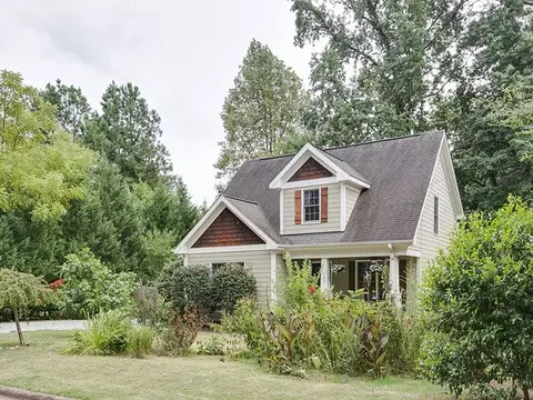 505 Ruby St, Durham, NC 27704 photo 3