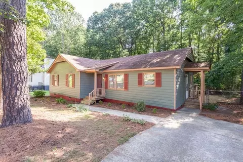 207 Artesian Dr, Garner, NC 27529 photo 2