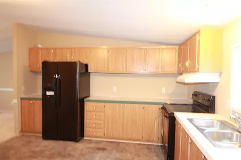 353 Oliver Loop Rd, Roxboro, NC 27574 photo 4