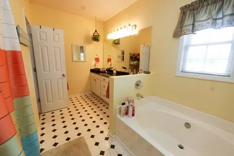 111 Wild Winds Dr, Coats, NC 27521 photo 7