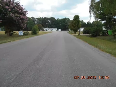 100 Meadowview Dr, Roanoke Rapids, NC 27870 photo 6