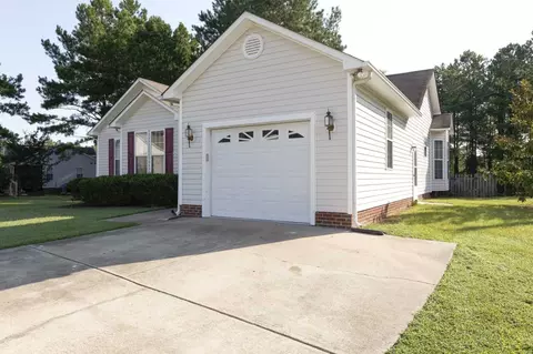 4517 Eider Ct, Raleigh, NC 27616 photo 2