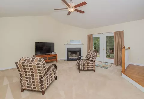 258 Ridge Dr, Garner, NC 27529 photo 4
