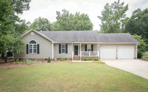 258 Ridge Dr, Garner, NC 27529 photo 2