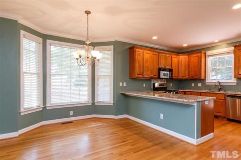 821 Cedar Downs Dr, Raleigh, NC 27607 photo 5