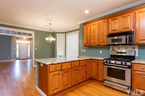 821 Cedar Downs Dr, Raleigh, NC 27607 photo 8