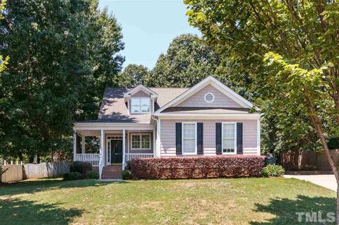 821 Cedar Downs Dr, Raleigh, NC 27607 photo 2