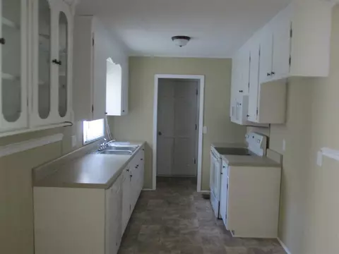2108 Michael Ln, Smithfield, NC 27577 photo 3