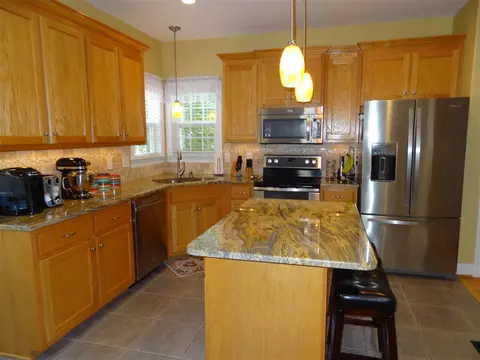 258 Great Oak Dr, Garner, NC 27529 photo 6