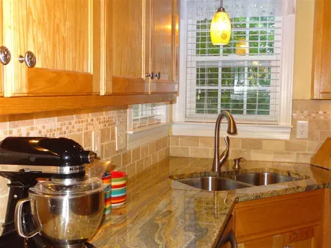 258 Great Oak Dr, Garner, NC 27529 photo 8