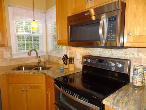 258 Great Oak Dr, Garner, NC 27529 photo 7