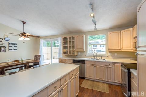 507 E Dynasty Dr, Cary, NC 27513 photo 7