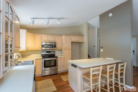 507 E Dynasty Dr, Cary, NC 27513 photo 8