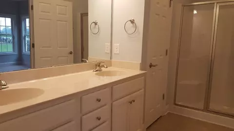 124 Crescent Dr, Dunn, NC 28334 photo 7