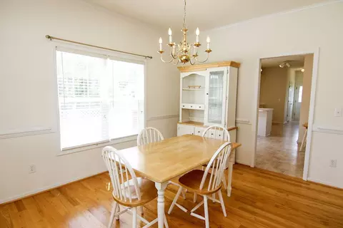 1204 Dixie Dr, Selma, NC 27576 photo 8