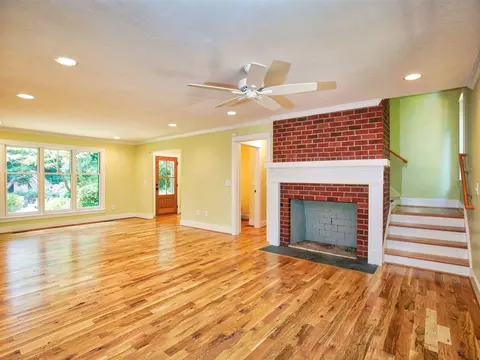 2904 Chipmunk Ln, Raleigh, NC 27607 photo 4