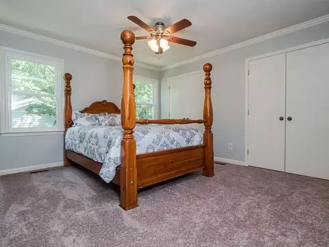 211 Trillingham Ln, Cary, NC 27513 photo 9