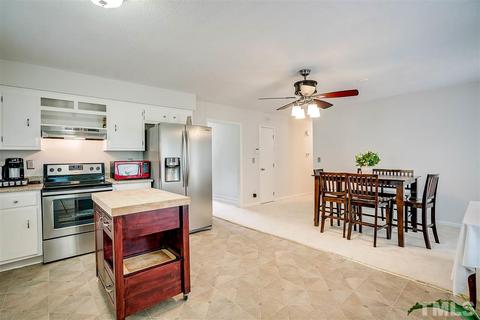 5 Old Harness Pl, Durham, NC 27704 photo 9
