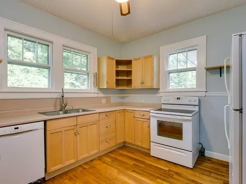 214 E Markham Ave, Durham, NC 27701 photo 7