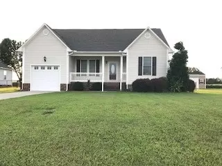 208 Bishops Ln, Dunn, NC 28334 photo 1