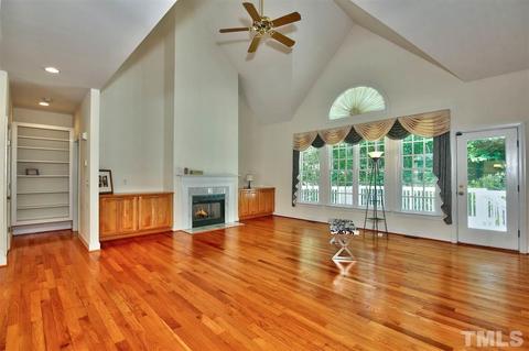 1219 E Pointe Dr, Durham, NC 27712 photo 8