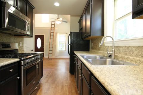 7966 Elevation Rd, Benson, NC 27504 photo 6