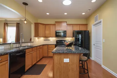 712 Eldridge Loop, Cary, NC 27519 photo 8
