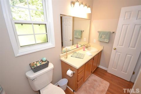 1317 Brompton Ln, Garner, NC 27529 photo 9