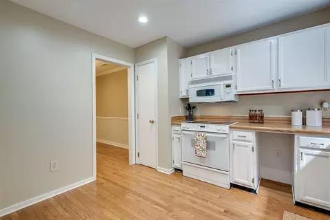 66 Willow Bridge Dr, Durham, NC 27707 photo 7