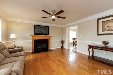 373 Tralee Dr, Smithfield, NC 27577 photo 4