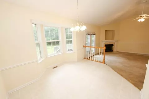 79 Harvey Pl, Benson, NC 27504 photo 3