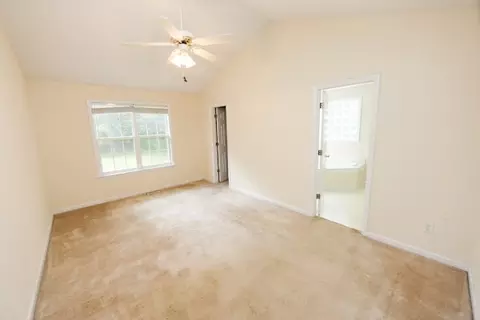 79 Harvey Pl, Benson, NC 27504 photo 8