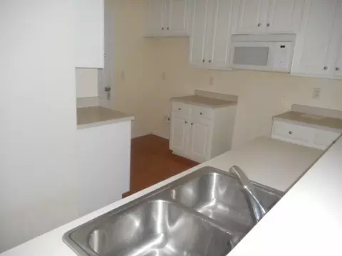 409 Burrell Rd, Durham, NC 27703 photo 5