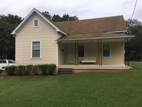 308 E I St, Erwin, NC 28339 photo 1