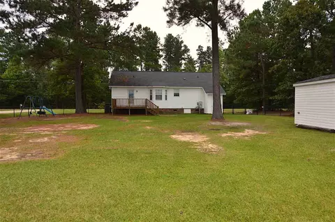 149 E Gordon Rd, Selma, NC 27576 photo 18