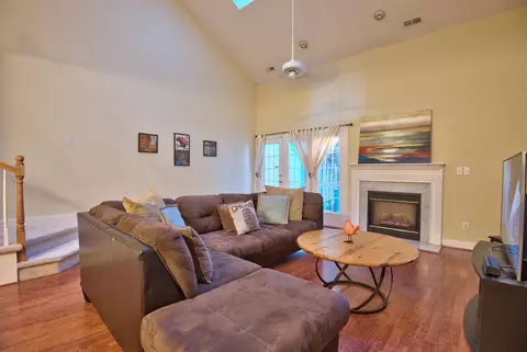 604 Carved Oak Dr, Durham, NC 27707 photo 7
