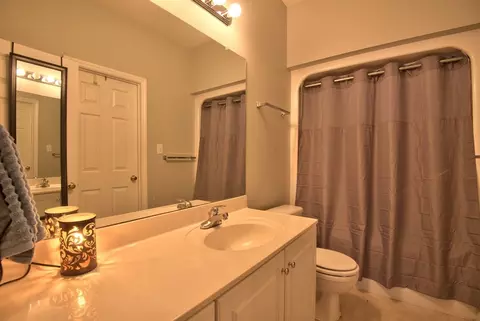 604 Carved Oak Dr, Durham, NC 27707 photo 3