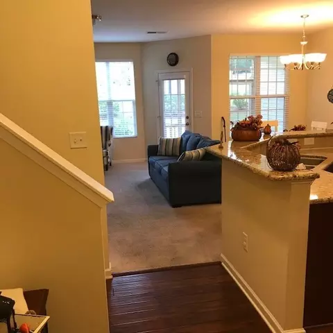 25 Daly Ct, Durham, NC 27705 photo 9