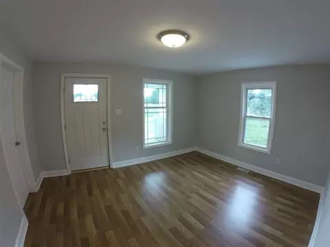 613 Grant St, Durham, NC 27701 photo 4